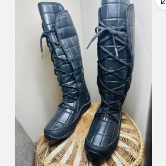 The North Face Svetlana Primaloft Insulated Quilted Winter Boots Black Sz 7 US - Picture 2 of 7